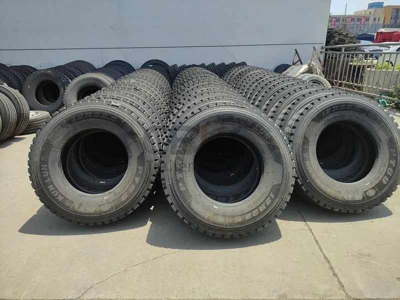 Truck Rim And Tire For Commercial Truck